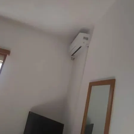 Apartment Xhuljan *